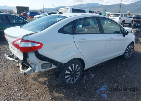 2018 Ford Fiesta S z USA, uszkodzony, nr VIN 3FADP4AJ2JM136775